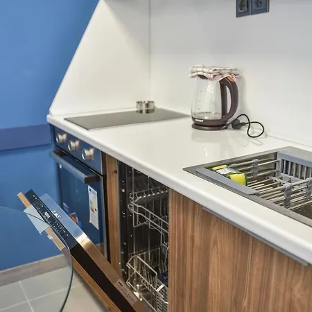 Sky Deluxe 3 Fitness & Skopje