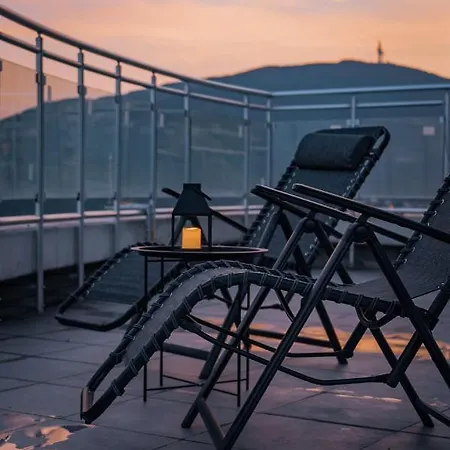 Sky Deluxe 3 Fitness & *