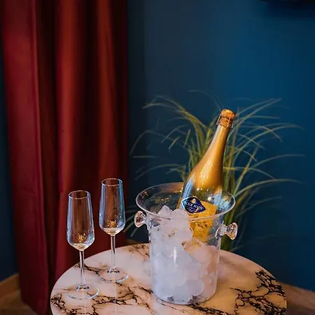 Sky Deluxe 3 Fitness & アパート スコピエ