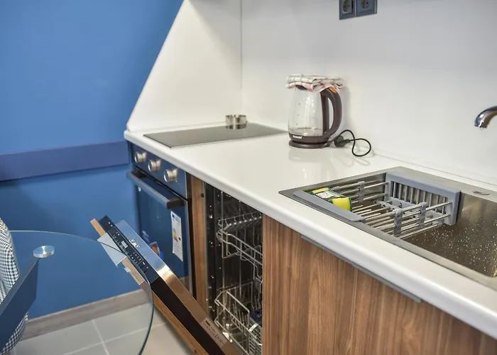 Sky Deluxe 3 Fitness & Skopje